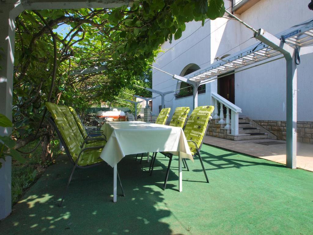 Apartment Tigo - 2 Bedrooms, 2 Bathrooms, Terrace And Big Garden Fažana Esterno foto
