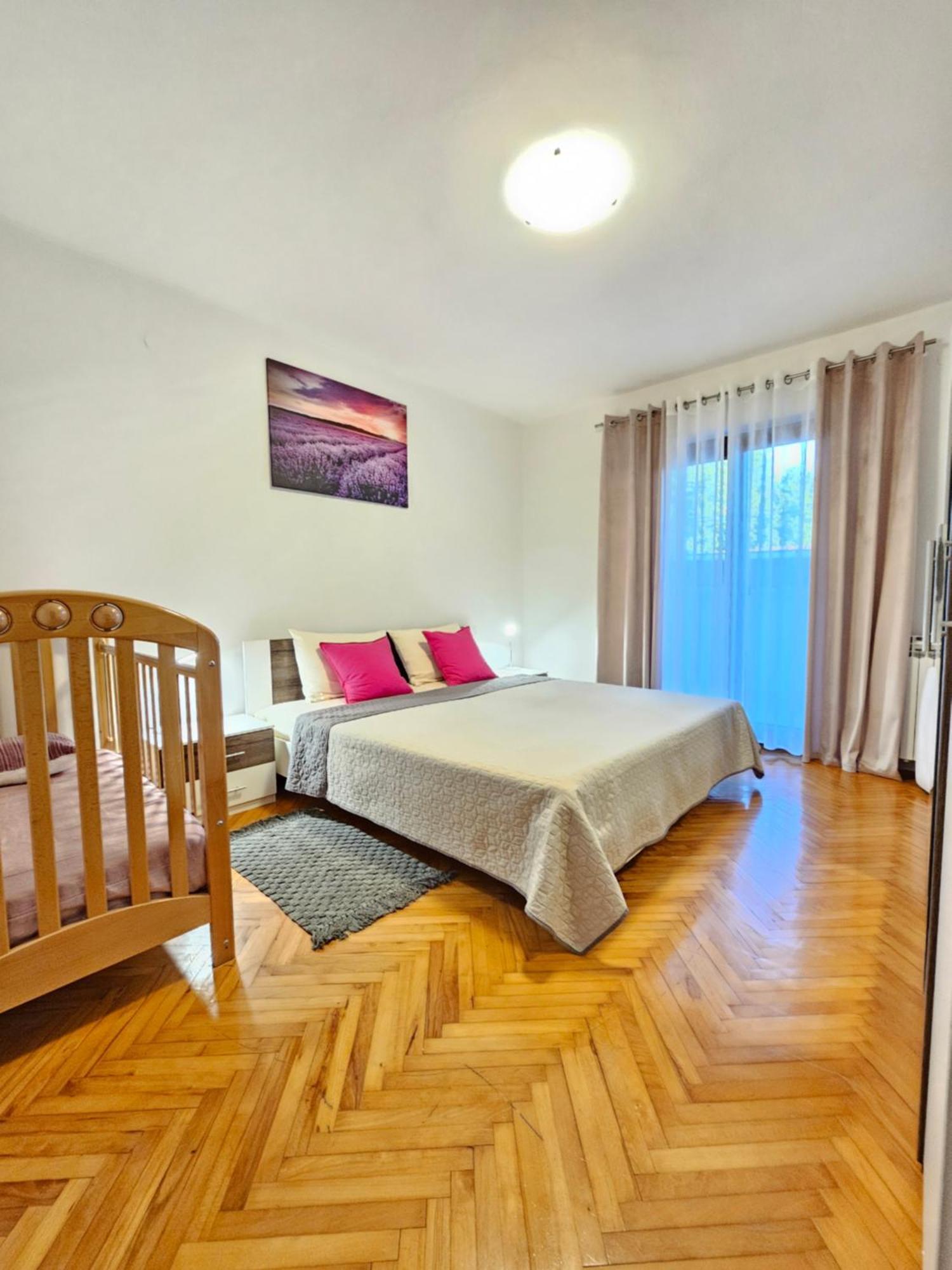 Apartment Tigo - 2 Bedrooms, 2 Bathrooms, Terrace And Big Garden Fažana Esterno foto